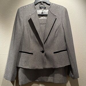 Nine West Blazer and Skirt Set